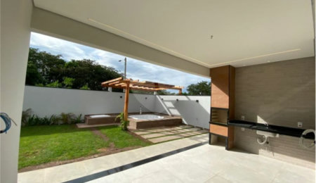 Casa à venda com 3 quartos, sendo 1 suíte,  no condomínio Lagos D´icaraí, Salto - SP