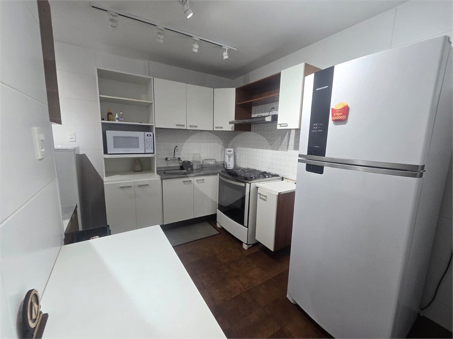 Apartamento à venda com 3 quartos, sendo 1 suíte, em Copacabana, Rio de Janeiro, RJ