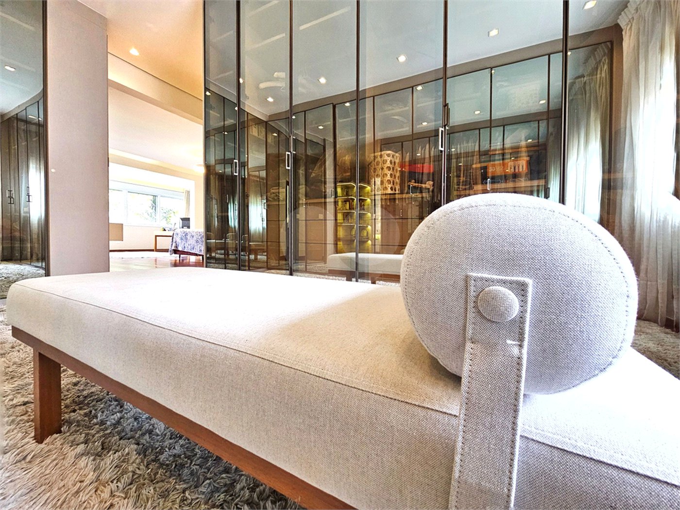 Casa à venda com 4 suítes no condomínio Ville Courchevel, São Paulo - SP