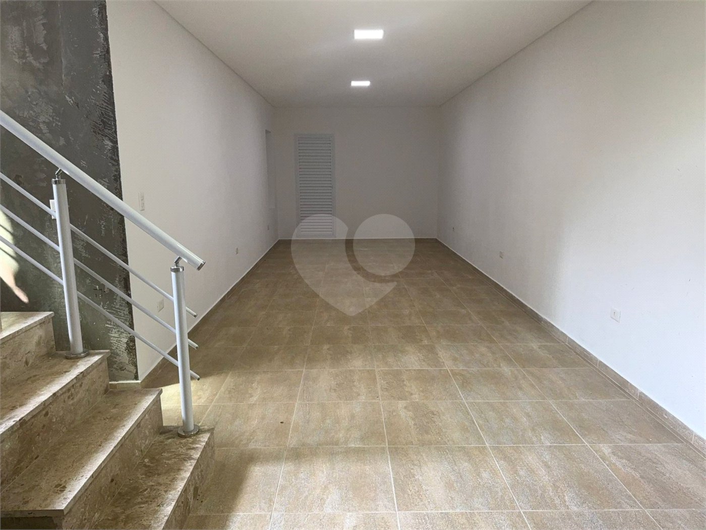 Casa à venda com 3 suítes no condomínio Aruã, Mogi das Cruzes - SP