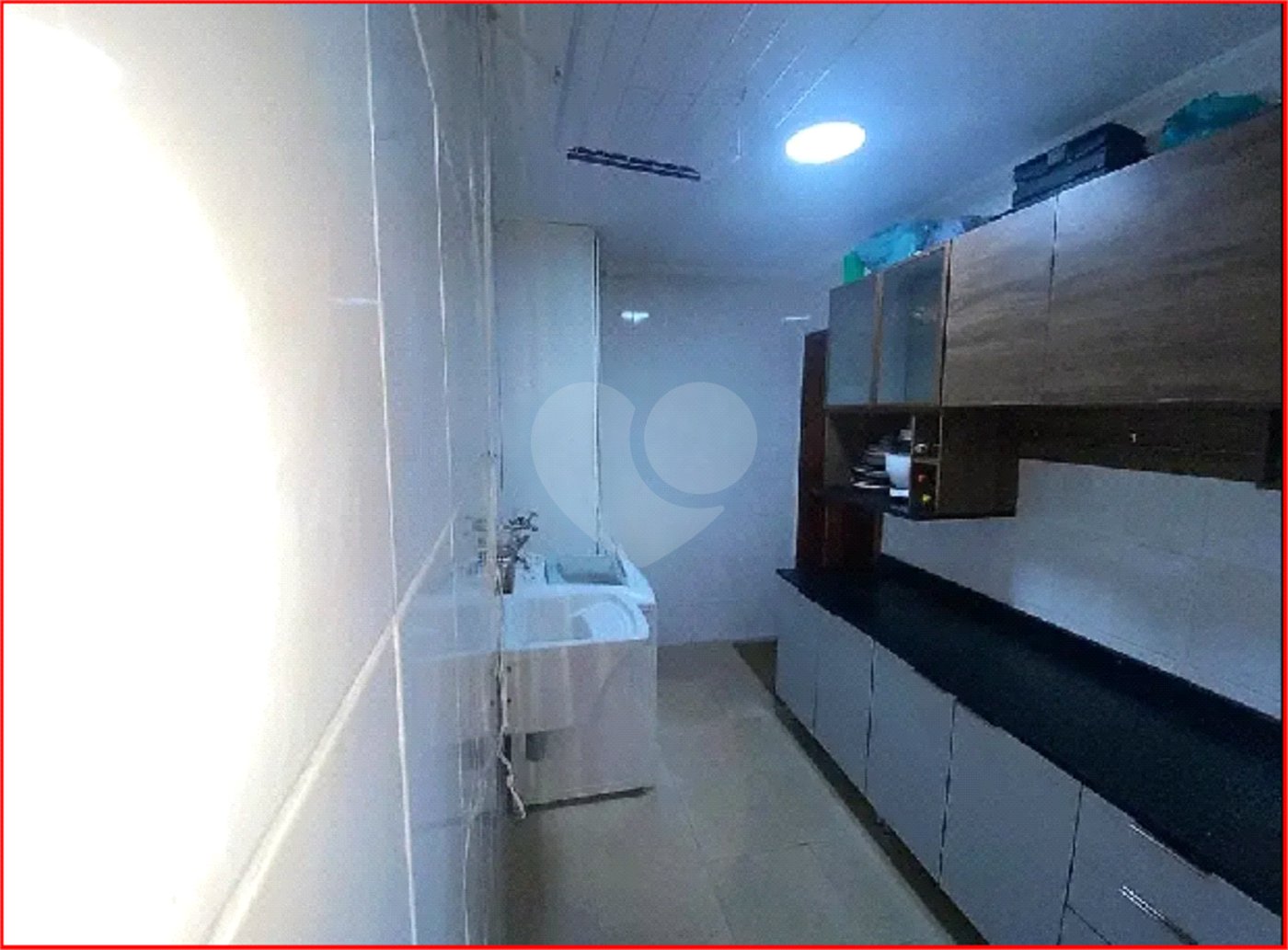 Sobrado à venda com 3 quartos, sendo 1 suíte, em Vila Nivi, São Paulo, SP
