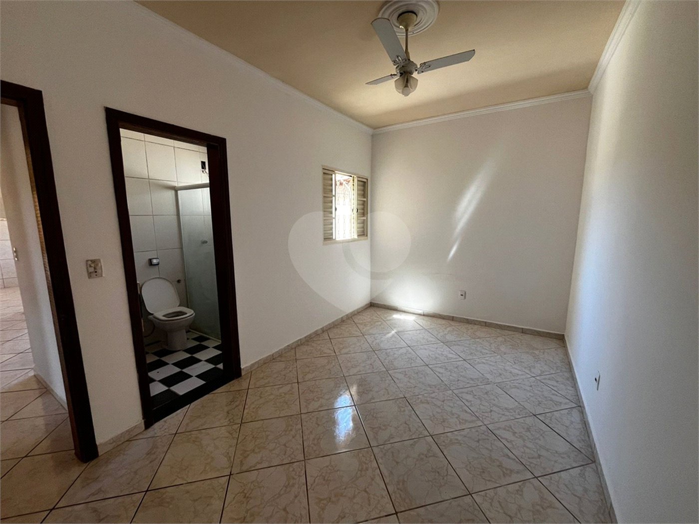Casa à venda com 3 quartos, sendo 1 suíte, em Jardim Fogaça, Itapetininga, SP