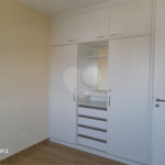 Apartamento à venda com 2 quartos em Vila Romano, São Paulo, SP