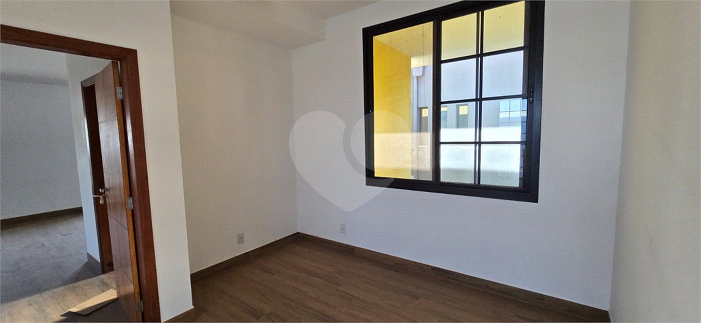 Casa à venda com 3 suítes em Jardim Nova América, Louveira, SP