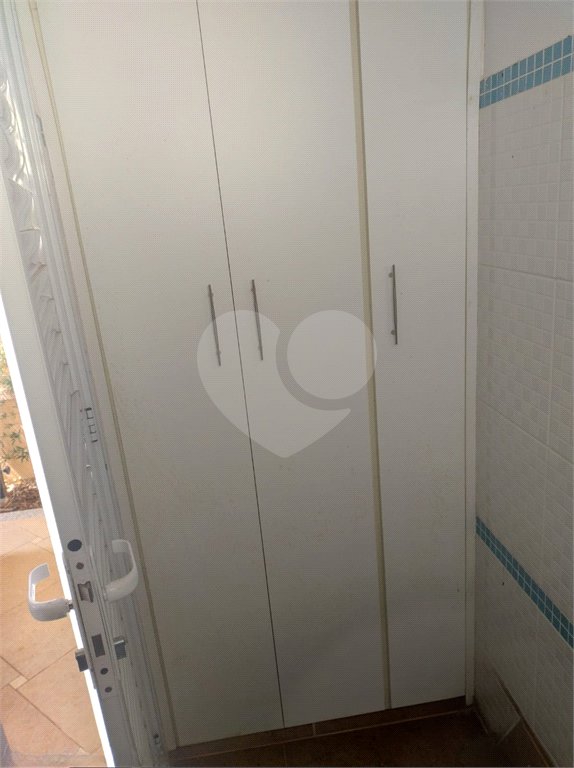 Casa à venda com 3 quartos, sendo 1 suíte, no condomínio Bosque de Greviléa, Vinhedo - SP