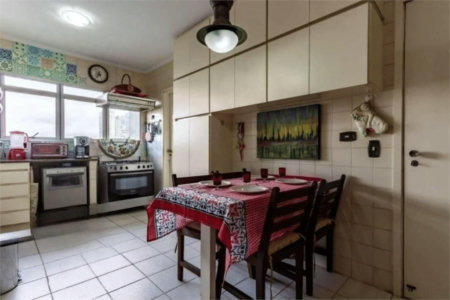 Apartamento à venda com 3 quartos, sendo 1 suíte, em Vila Andrade, São Paulo, SP