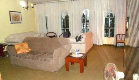 Sobrado à venda com 4 quartos, sendo 2 suítes,  em Jardim Leonor Mendes de Barros, São Paulo, SP