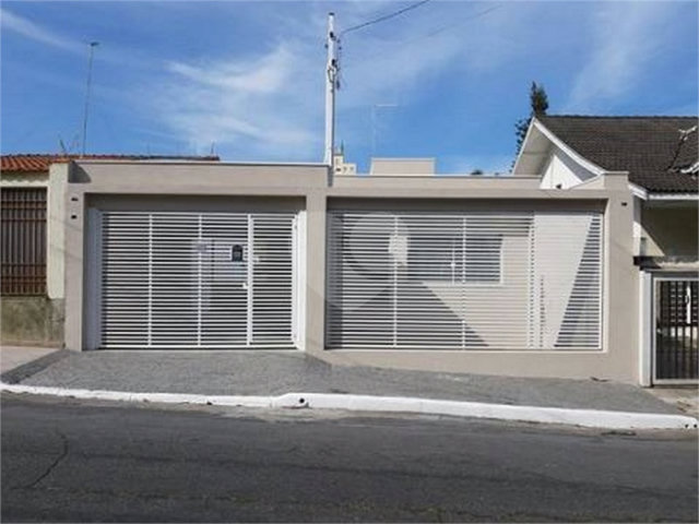 Sobrado à venda com 3 quartos, sendo 2 suítes,  em Tremembé, São Paulo, SP