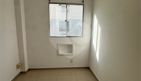 Apartamento para alugar com 2 quartos em Campo Grande, Rio de Janeiro, RJ