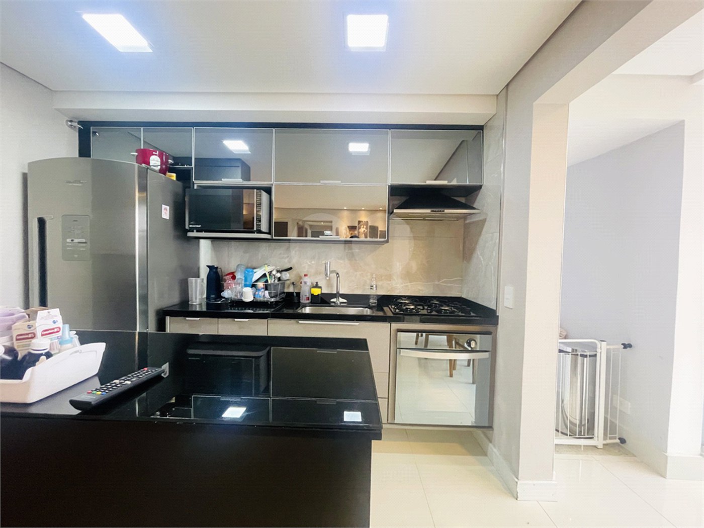 Apartamento à venda com 2 suítes em Vila Scarpelli, Santo André, SP