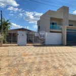 Casa à venda ou para alugar com 10 quartos no Centro, Ponta Porã, MS