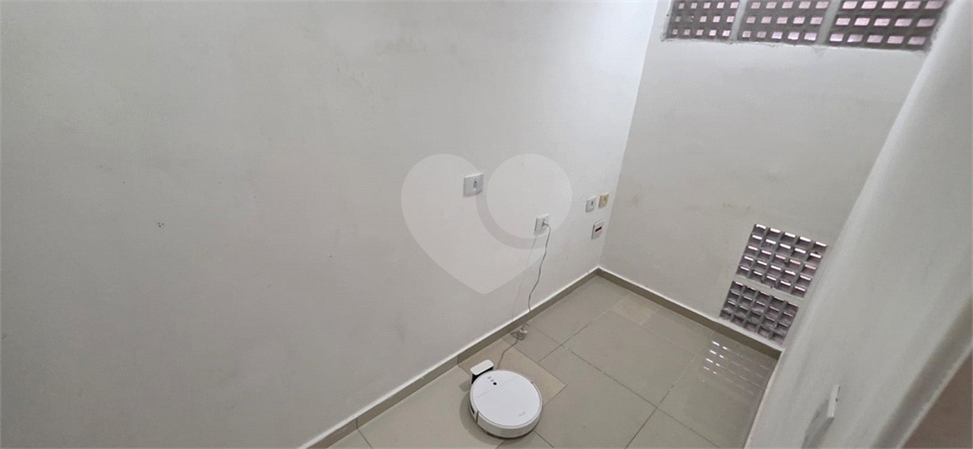 Casa Térrea à venda ou para alugar com 8 quartos, sendo 4 suítes, em Vila Pereira Barreto, São Paulo, SP