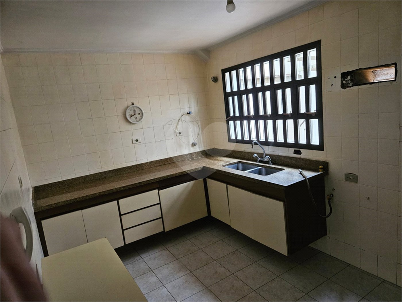 Sobrado à venda com 3 quartos, sendo 1 suíte, em Cidade Monções, São Paulo, SP