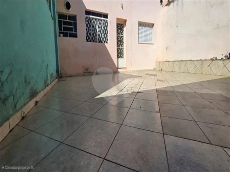 Casa Térrea à venda ou para alugar com 5 quartos, sendo 1 suíte, em Vila Vitório Mazzei, São Paulo, SP