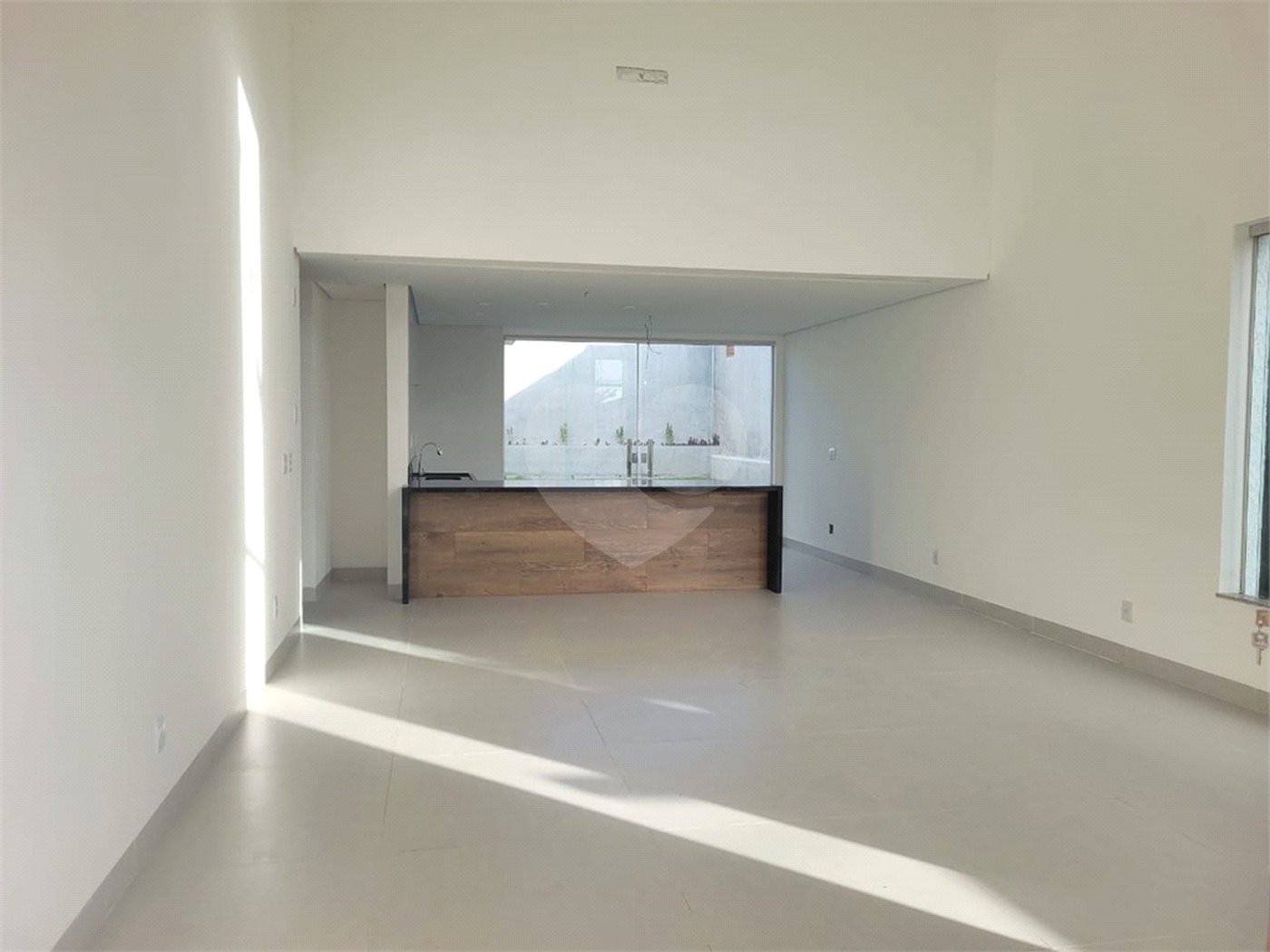 Casa à venda com 2 quartos, sendo 1 suíte, em Orla Norte, Porto Seguro, BA