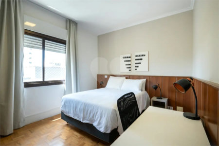 Apartamento à venda com 3 quartos, sendo 1 suíte, em Itaim Bibi, São Paulo, SP