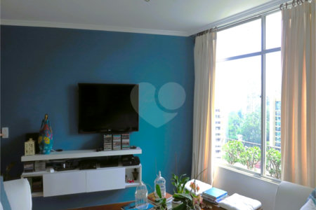 Apartamento à venda com 3 quartos, sendo 1 suíte, em Vila Andrade, São Paulo, SP