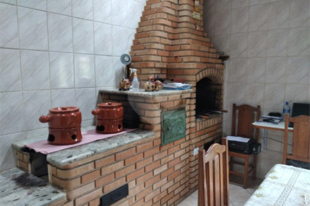 Chácara à venda com 4 quartos, sendo 3 suítes, em Ibiúna, Ibiúna, SP