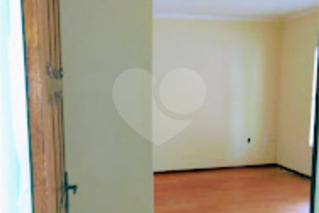 Casa à venda com 3 quartos, sendo 1 suíte,  em Parque São Bento, Sorocaba, SP