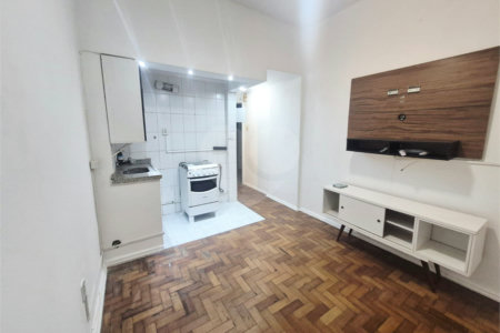 Kitnet à venda com 1 quarto em Leme, Rio de Janeiro, RJ