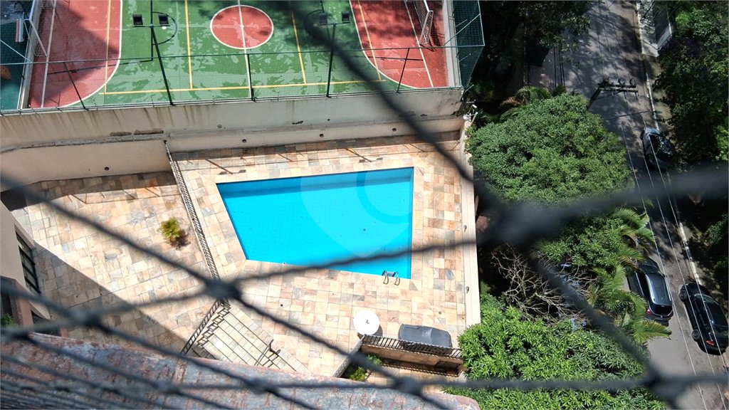 Apartamento à venda com 4 quartos, sendo 1 suíte,  em Vila Andrade, São Paulo, SP