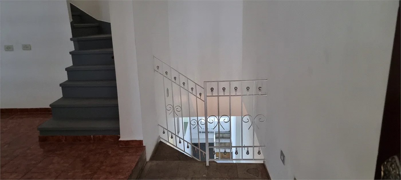Casa à venda com 3 quartos, sendo 1 suíte, em Jardim Rosa Maria, São Paulo, SP