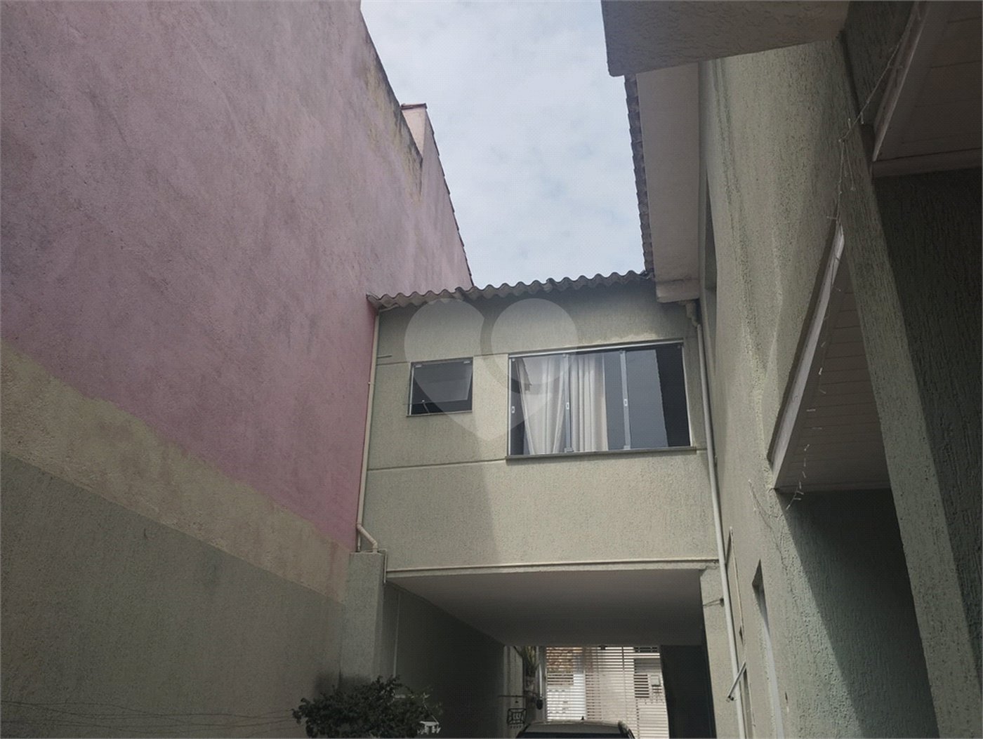 Casa à venda com 5 quartos, sendo 1 suíte, em Vila Medeiros, São Paulo, SP