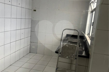 Sobrado à venda com 5 quartos em Bela Vista, Osasco, SP