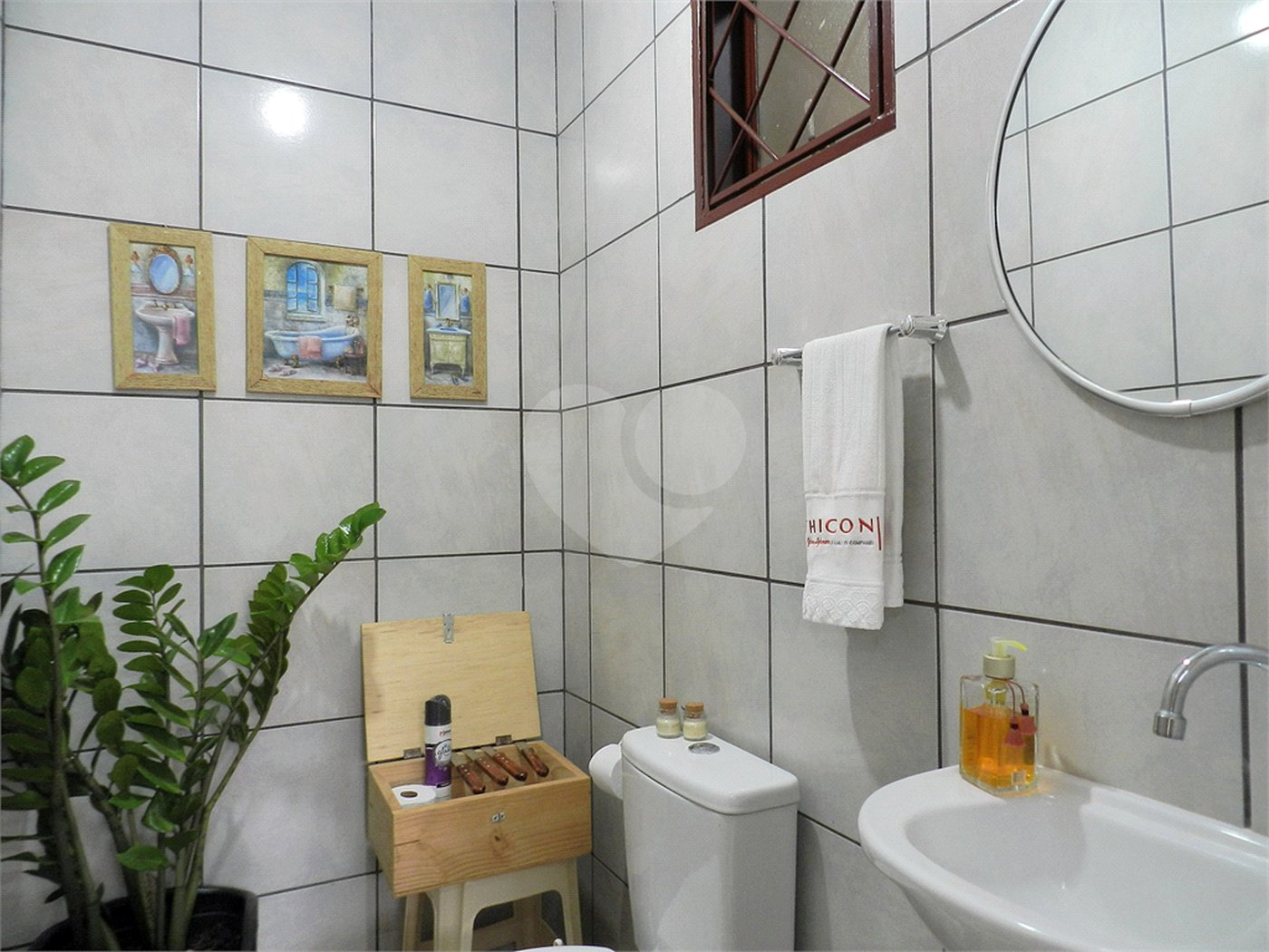 Sobrado à venda com 4 quartos, sendo 3 suítes, em Jardim Paulistano, Ribeirão Preto, SP