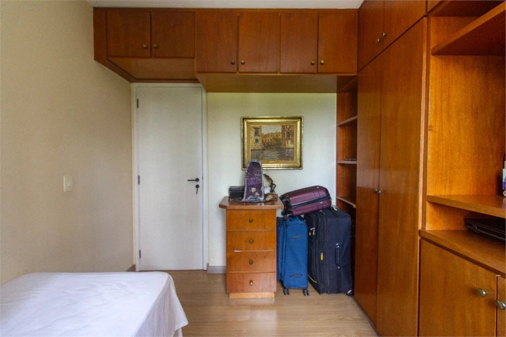 Apartamento à venda com 3 quartos, sendo 2 suítes,  em Vila Andrade, São Paulo, SP