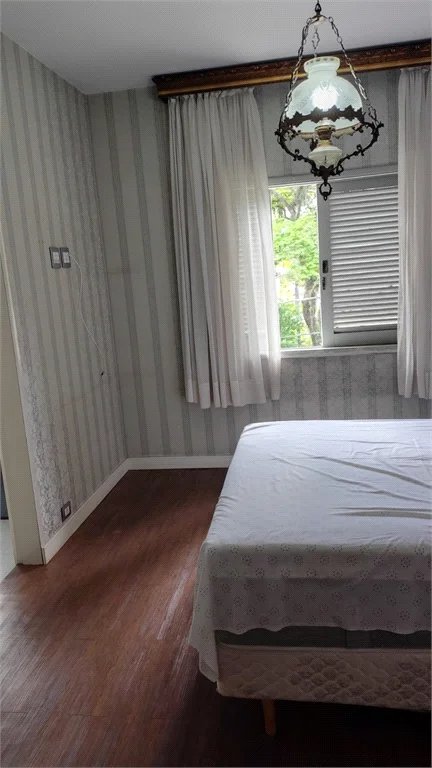 Casa à venda com 4 suítes em Vila Pirajussara, São Paulo, SP