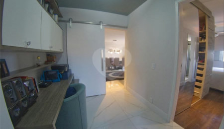 Apartamento à venda com 3 suítes em Cidade São Francisco, São Paulo, SP