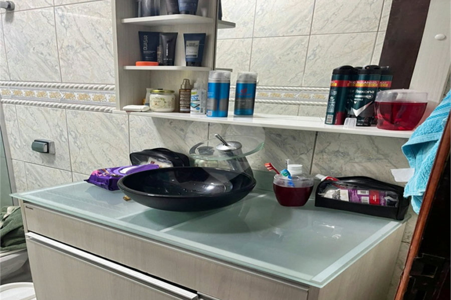 Sobrado à venda com 3 quartos, sendo 1 suíte, em Vila Galvão, Guarulhos, SP