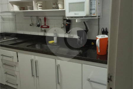 Apartamento à venda com 2 quartos em Vila Erna, São Paulo, SP