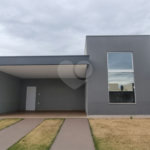 Casa à venda com 3 quartos, sendo 1 suíte, em Campos Ville, Araraquara, SP