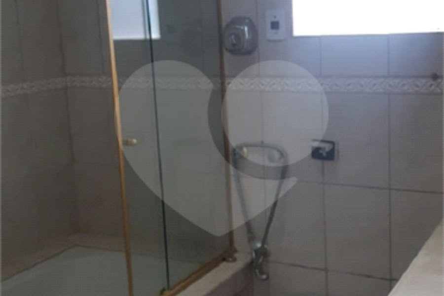 Casa à venda com 3 quartos, sendo 1 suíte, em Vila Guilherme, São Paulo, SP