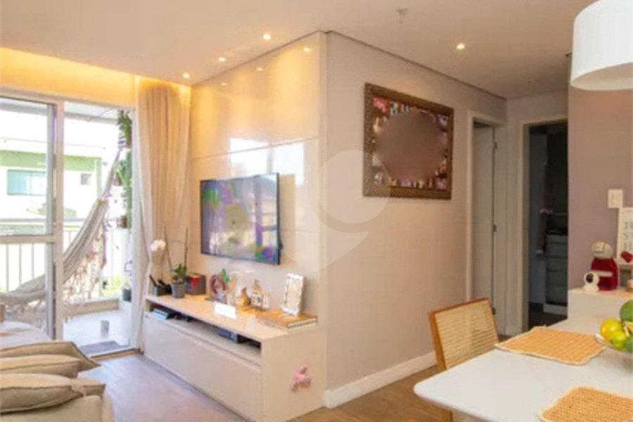 Apartamento à venda com 2 quartos, sendo 1 suíte, em Vila Guedes, São Paulo, SP