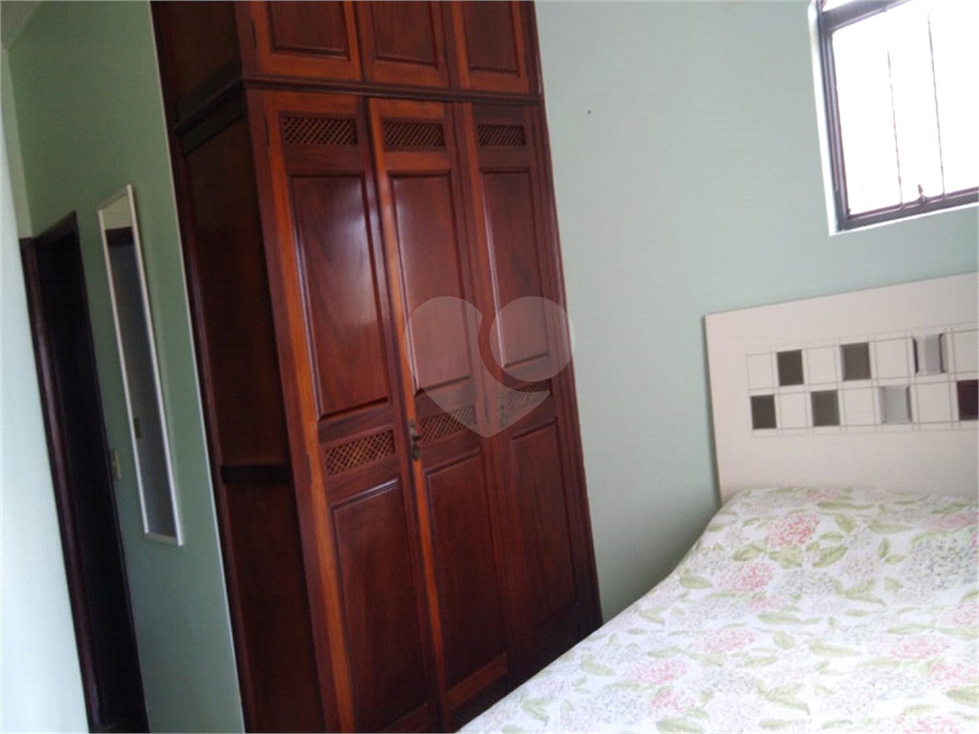 Sobrado à venda com 3 quartos, sendo 1 suíte, em Alto da Boa Vista, São Paulo, SP