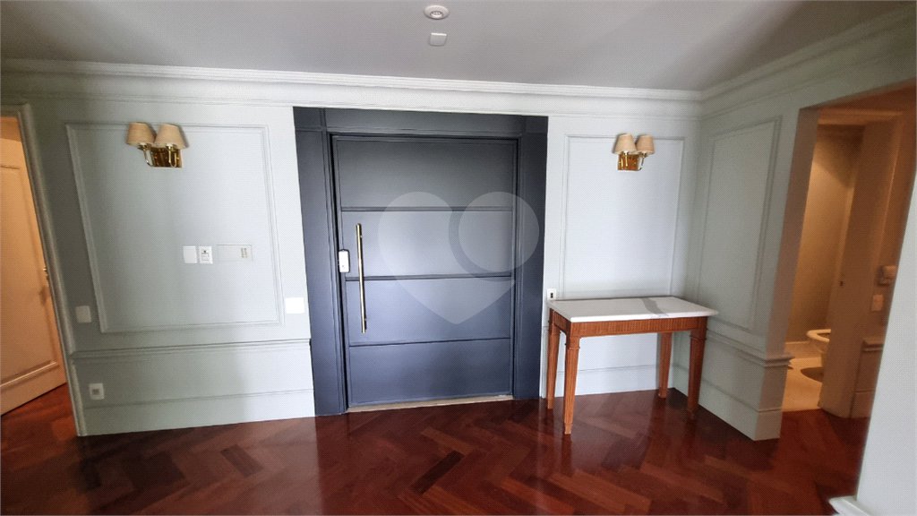 Apartamento para alugar com 6 quartos, sendo 4 suítes,  em Panamby, São Paulo, SP