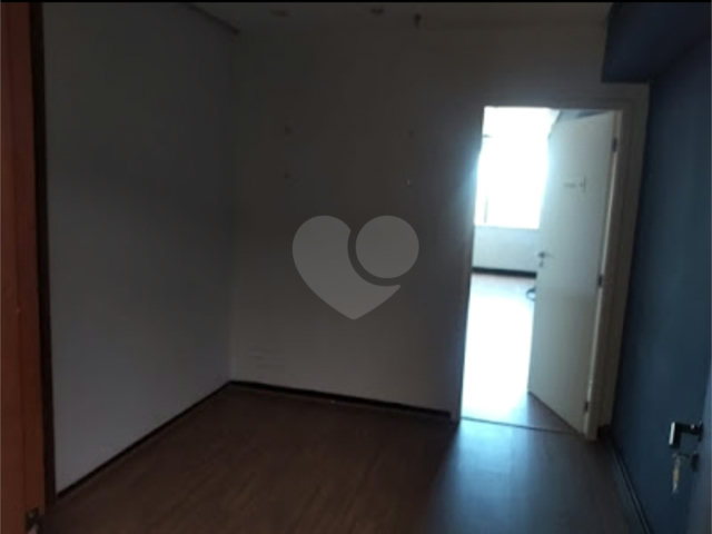Sala à venda em Santana de Parnaíba, Santana de Parnaíba, SP