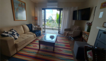 Apartamento à venda com 3 quartos, sendo 1 suíte,  em Enseada, Guarujá, SP