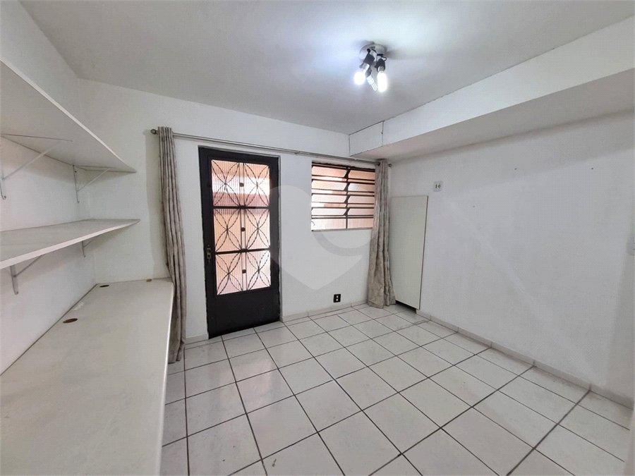 Sobrado à venda com 3 quartos, sendo 1 suíte,  em Jardim Ester Yolanda, São Paulo, SP