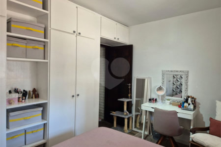 Sobrado à venda com 2 quartos em Vila Gumercindo, São Paulo, SP