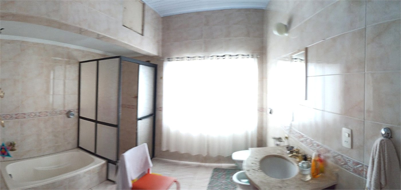 Casa Térrea à venda com 5 quartos, sendo 3 suítes, em Planalto Paulista, São Paulo, SP