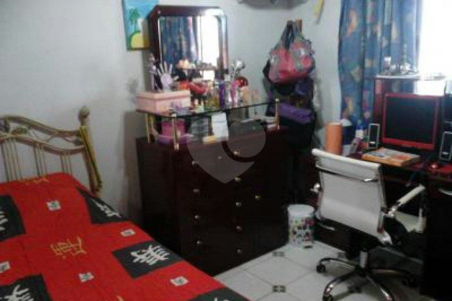 Sobrado à venda com 4 quartos, sendo 2 suítes, em Penha, São Paulo, SP