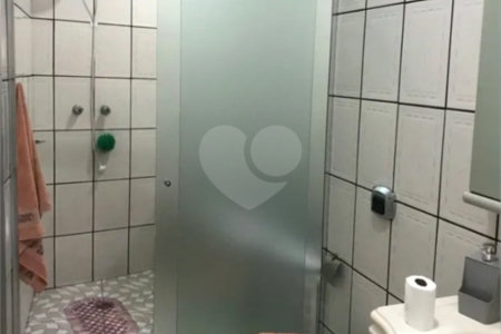 Casa à venda com 2 quartos em Parque Vitória, São Paulo, SP
