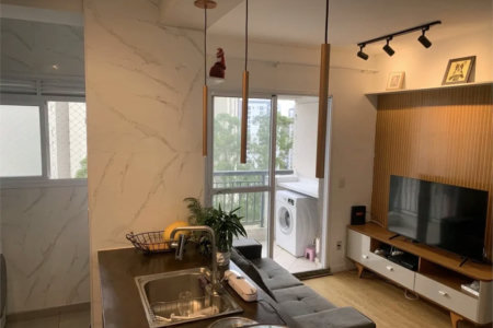 Apartamento à venda com 1 quarto em Parque Reboucas, São Paulo, SP