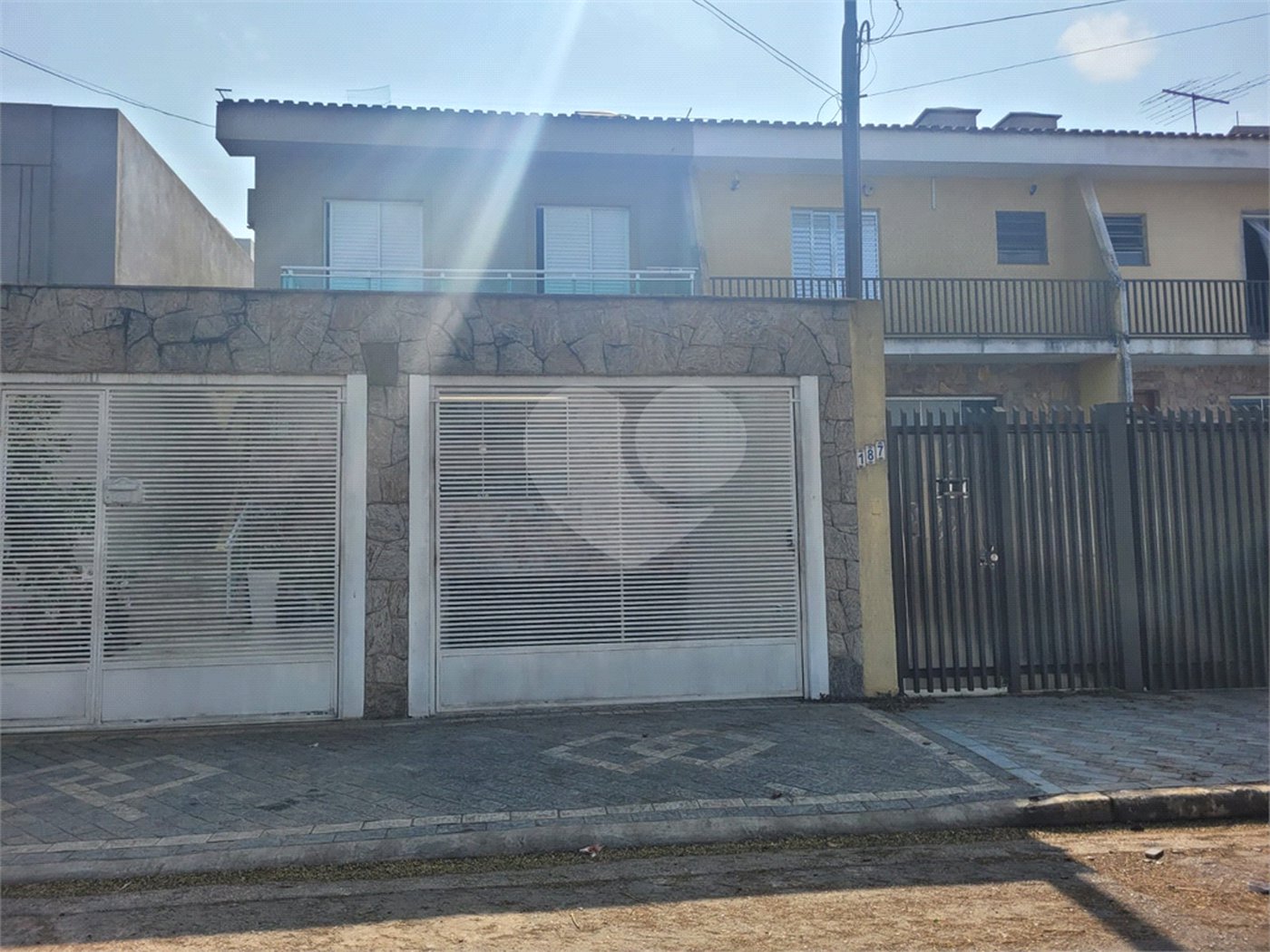 Sobrado à venda com 3 quartos, sendo 1 suíte, em Parque São Domingos, São Paulo, SP