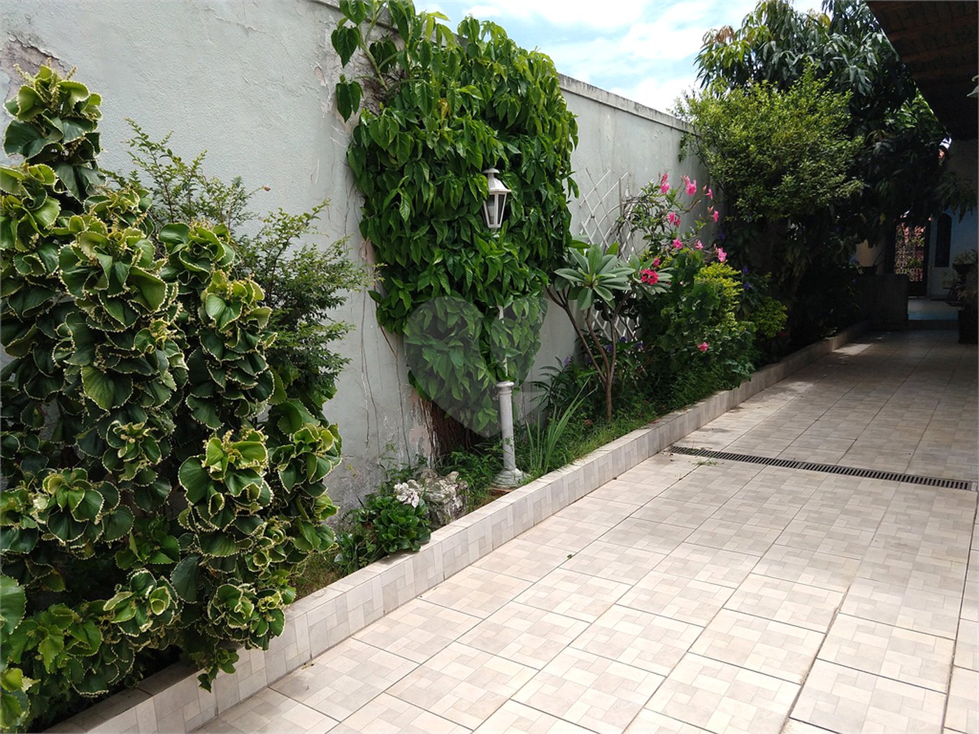 Casa à venda com 3 quartos, sendo 1 suíte,  em Jardim Brasil (zona Sul), São Paulo, SP