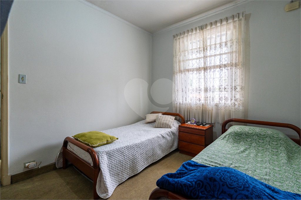 Sobrado à venda com 3 quartos, sendo 1 suíte, em Moema, São Paulo, SP